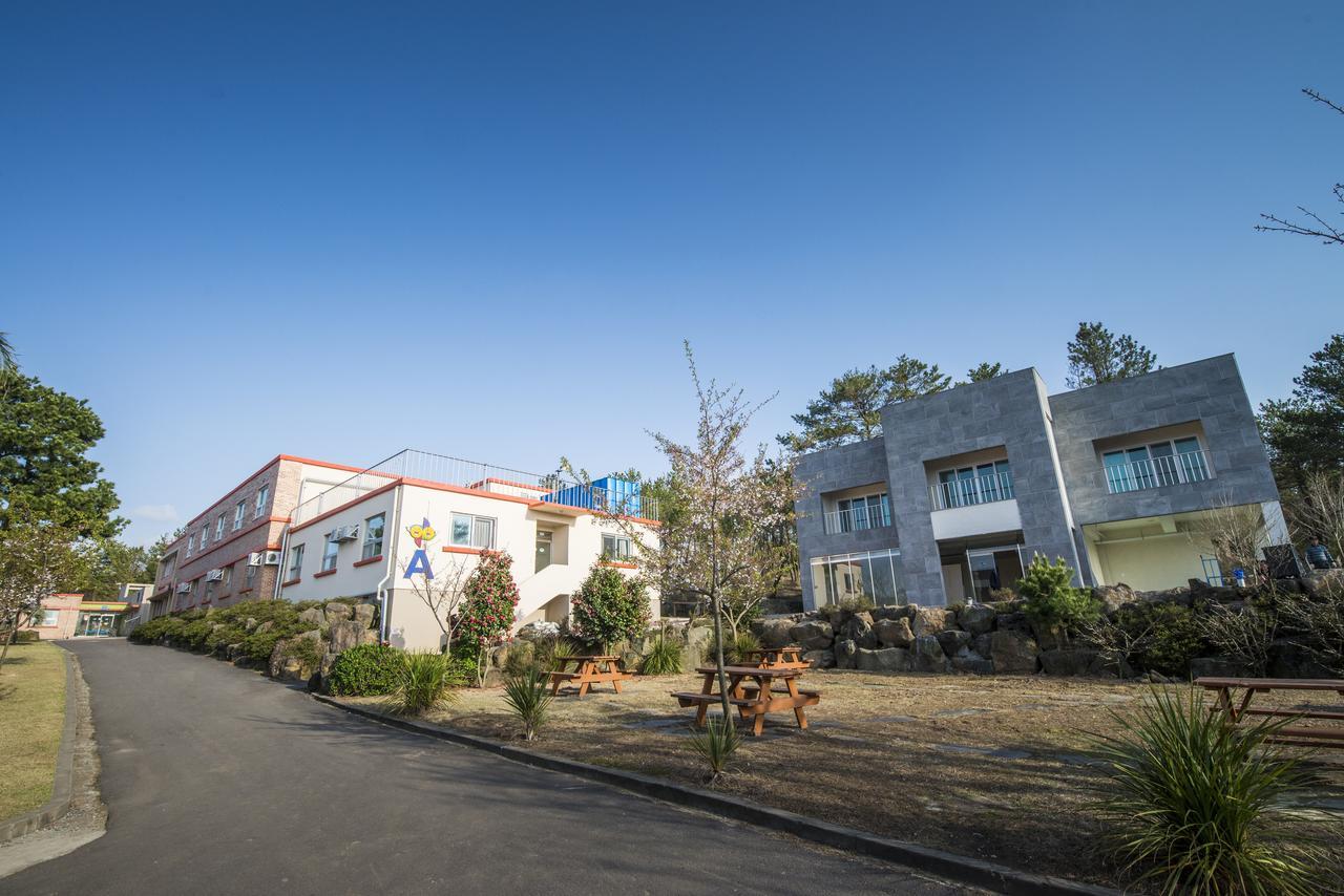 Jeju Youth Hostel Buitenkant foto