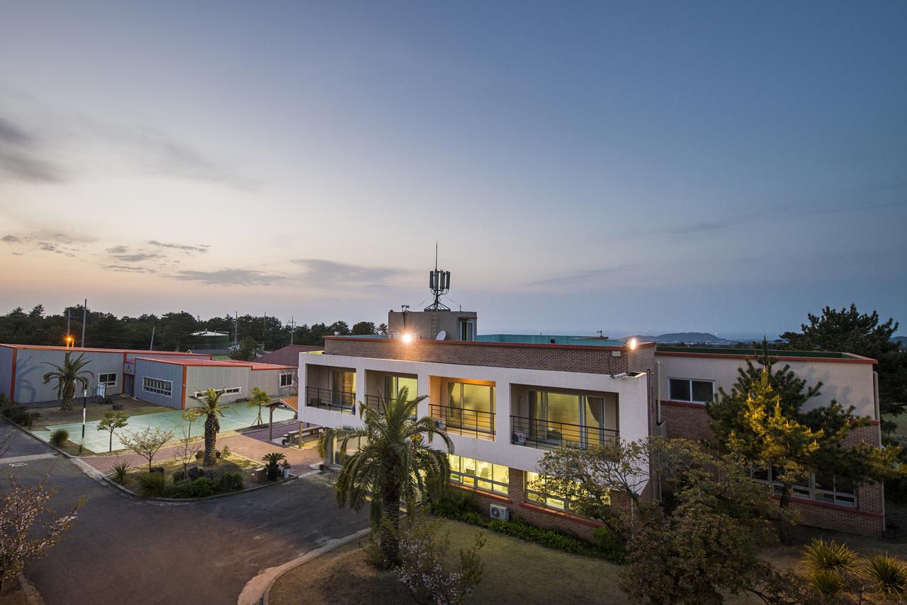 Jeju Youth Hostel Buitenkant foto