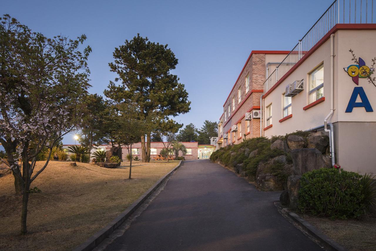 Jeju Youth Hostel Buitenkant foto